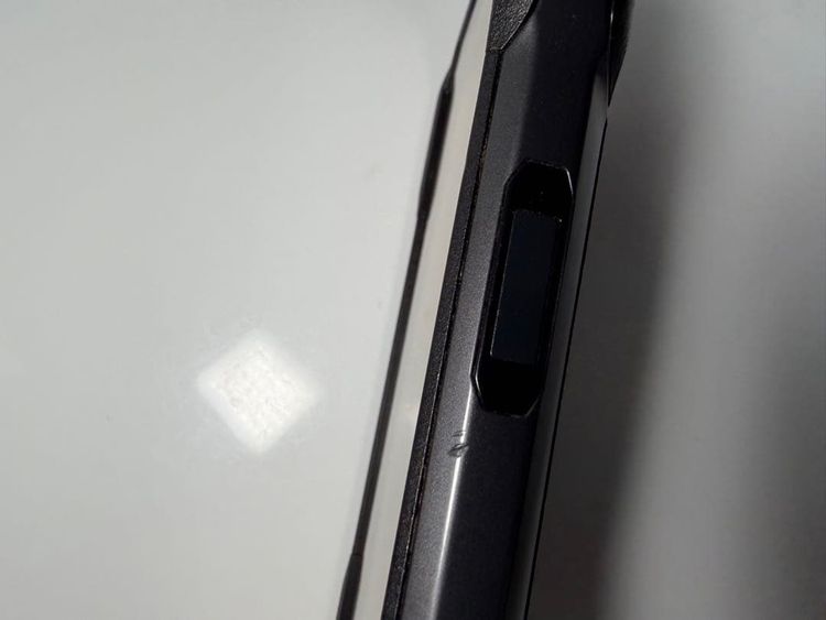 ������ TORQUE G06 KYG03 au 128gb �֥�å�