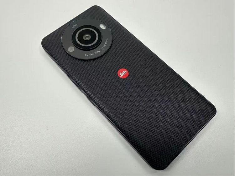 �������� Leitz phone 3 512GB SoftBank LP-03