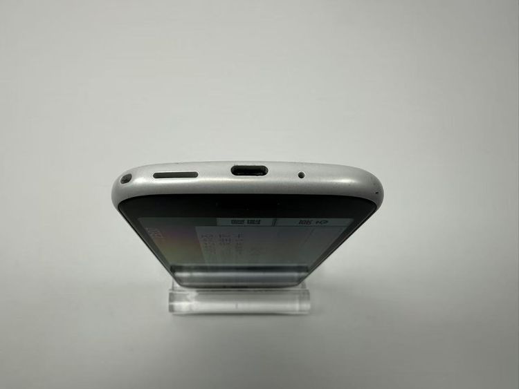 NTT docomo �餯�餯���ޡ��ȥե��� F-52B �ۥ磻��