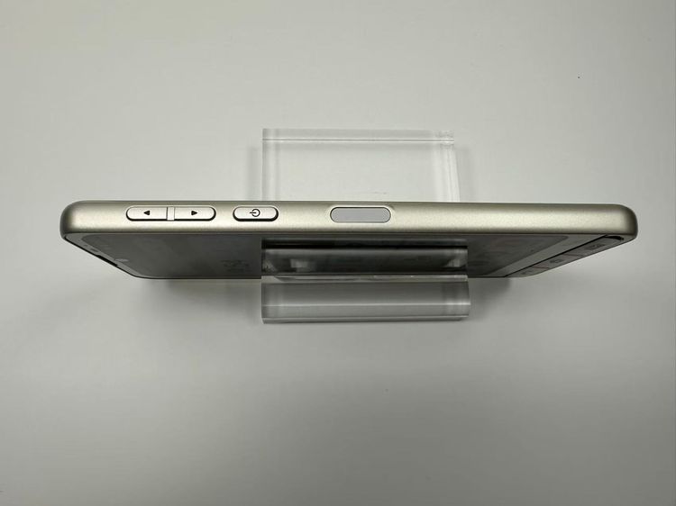����Ʊ�� ����ץ륹�ޥ�7 A404SH �������