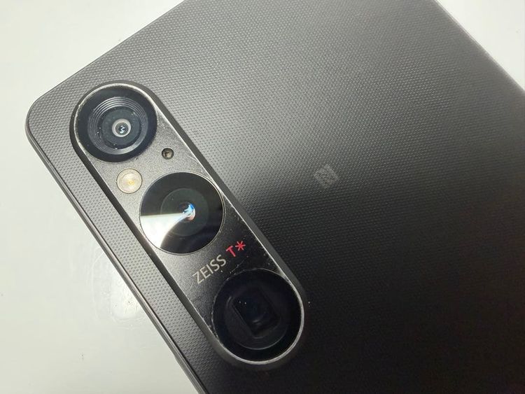 SONY Xperia 1 V SoftBank A301SO ��