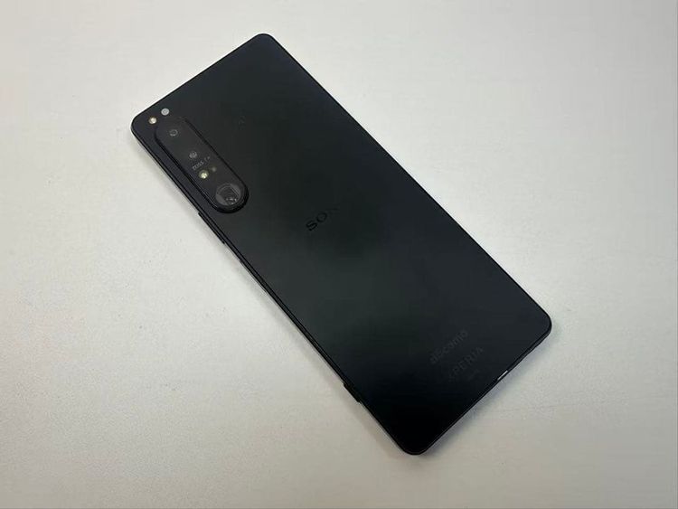 �������� SONY Xperia 1 IV docomo so-51c ��