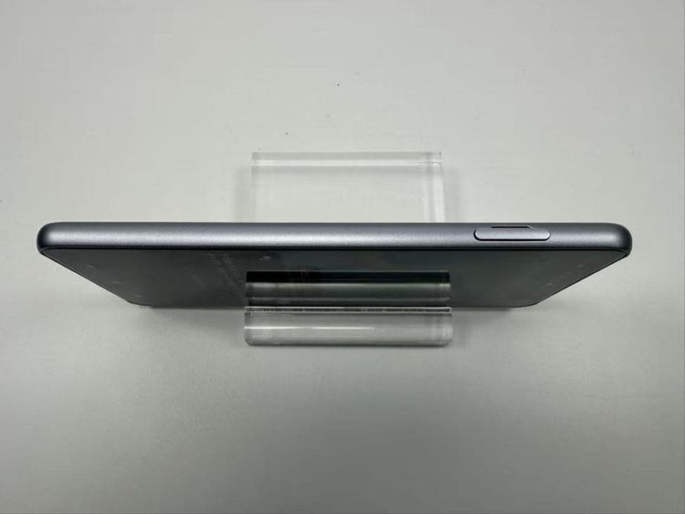 ���� Arrows We2 Plus F-51E 256GB ���쥤