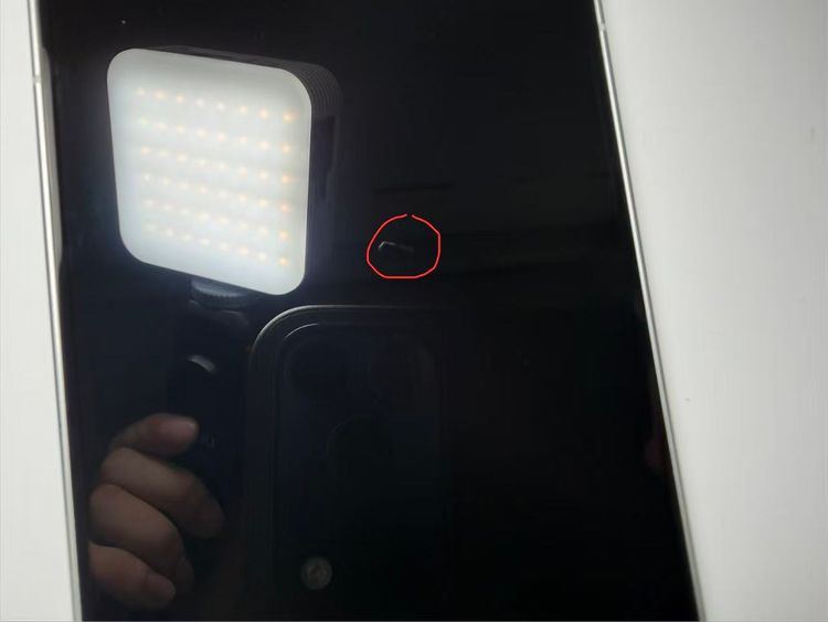 ���� Arrows Alpha F-51F 512GB docomo��