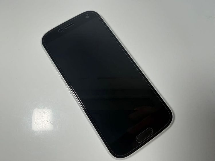 NTT docomo �餯�餯���ޡ��ȥե��� F-52B �ۥ磻��