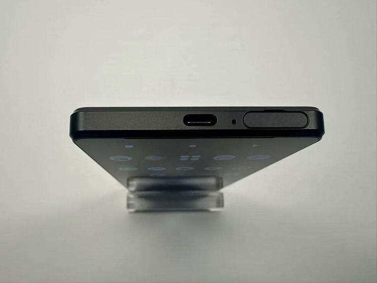 �������� SONY Xperia 1 IV docomo so-51c ��