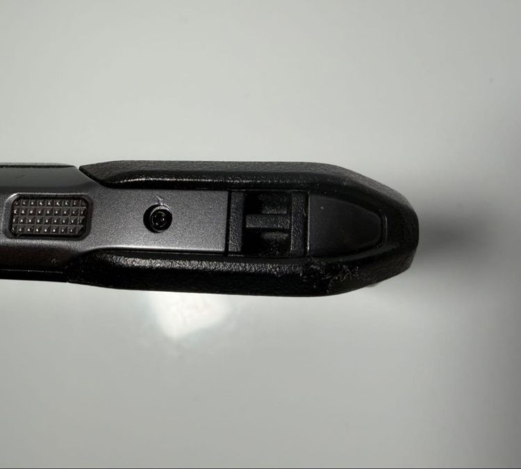 ������ TORQUE G06 KYG03 au �֥�å� 128GB