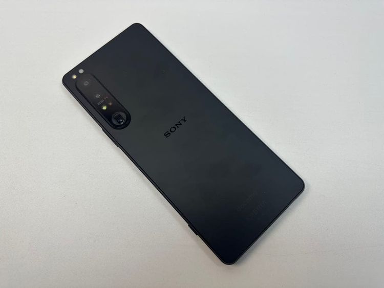 �������� SONY Xperia 1 IV docomo so-51c ��
