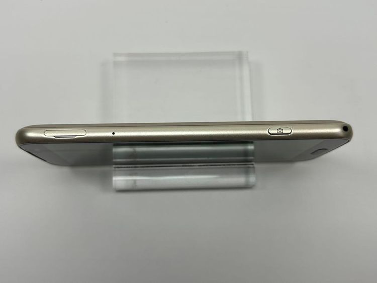 NTT docomo らくらくスマートフォン F-53E ゴールド