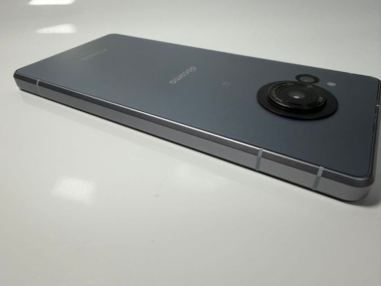 Aquos R8 SH-52D 256GB SIMե꡼ ֥롼