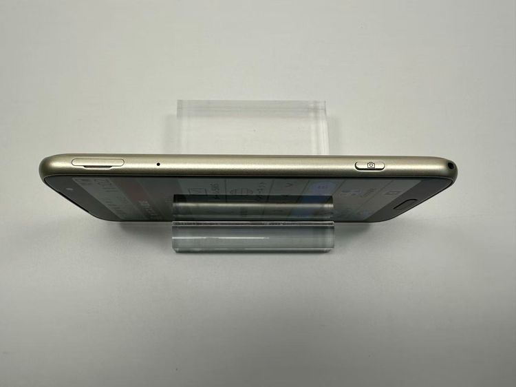 NTT docomo �餯�餯���ޡ��ȥե��� F-53E �������