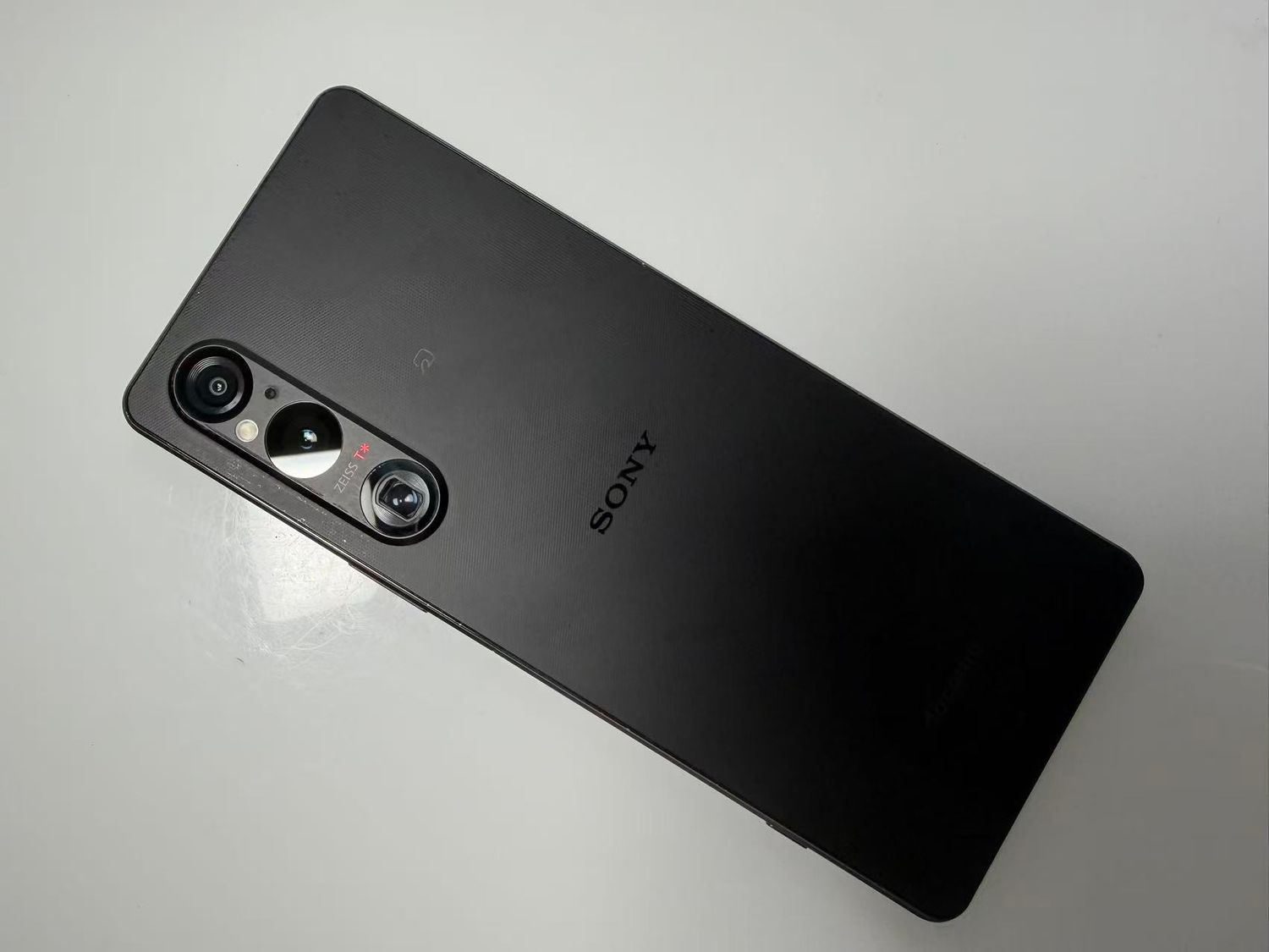 ムスビー｜SONY Xperia 1 V docomo 256GB ブラック simフリー【Xperia 