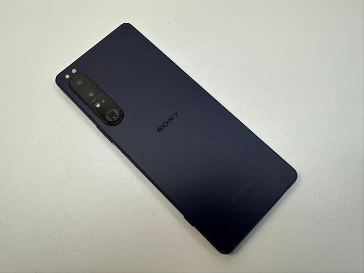 SONY Xperia 1 IV docomo so-51c 256GB ��