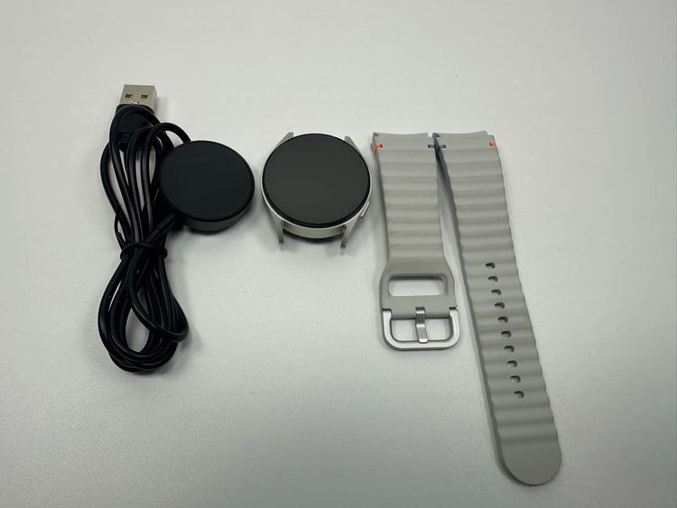 ���� galaxy watch 7 LTE 40mm ������