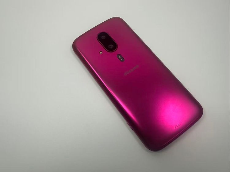 ���� NTT docomo�� �餯�餯���ޡ��ȥե��� F-53E �ԥ�