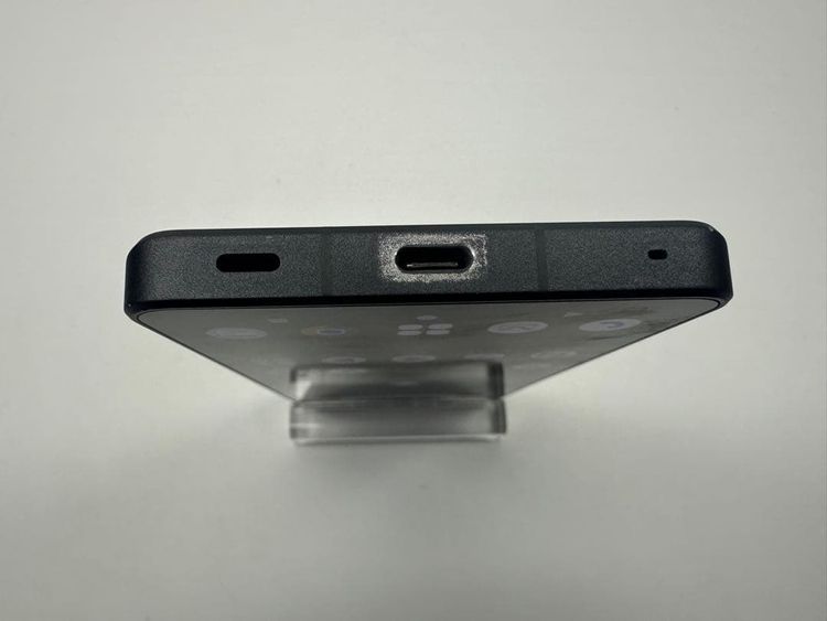 Aquos R8 pro docomo 256gb sim�ե꡼