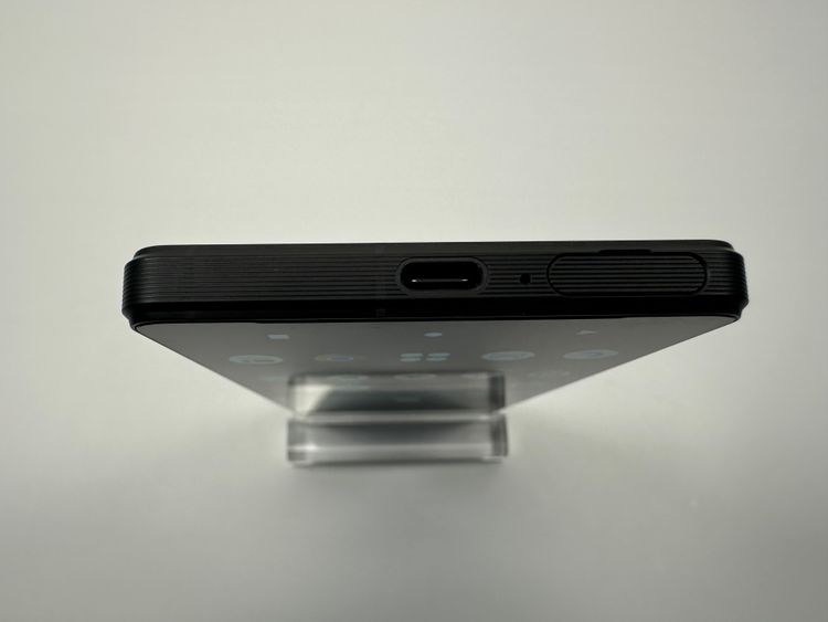 ��������ɬ�ɡ����Ѷ����� SONY Xperia 1 V docomo�� 256GB �֥�å�