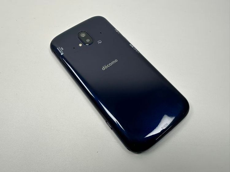 NTT docomo �餯�餯���ޡ��ȥե��� F-52B �ͥ��ӡ�