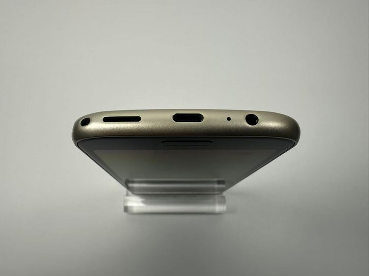 NTT docomo �餯�餯���ޡ��ȥե��� F-53E �������