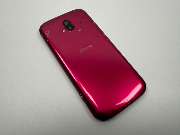 NTT docomo �餯�餯���ޡ��ȥե��� F-52B �ԥ�