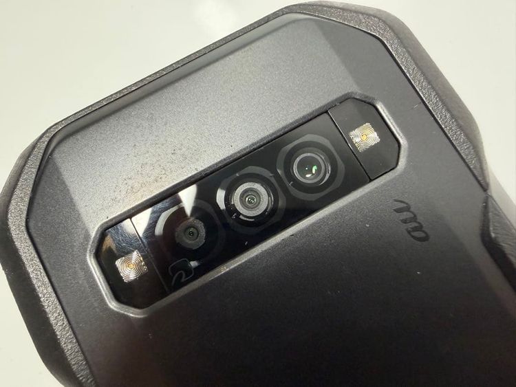 ���� ������ TORQUE G06 KYG03 au �֥�å� 128GB