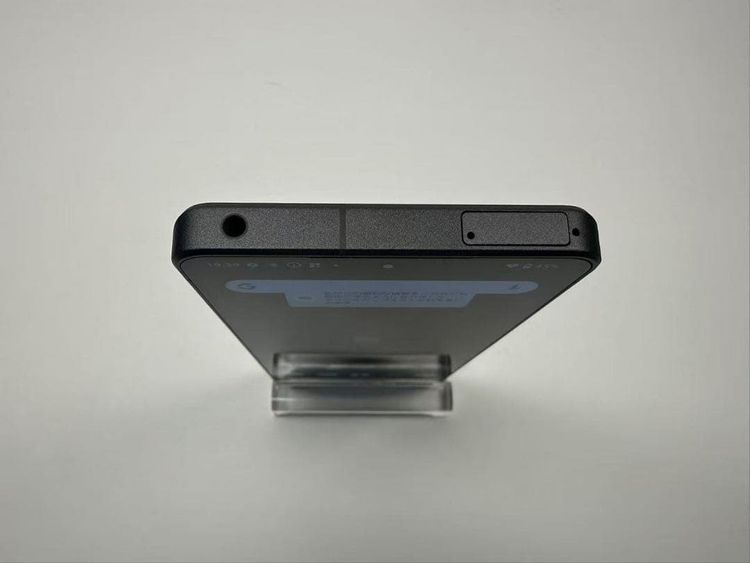 ���Ѷ����� Aquos R8 pro docomo 256gb sim�ե꡼