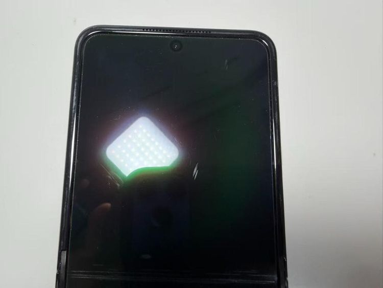 motorola razr 50d M-51E docomo�� ������