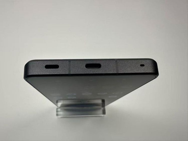 Aquos R8 pro docomo 256gb sim�ե꡼