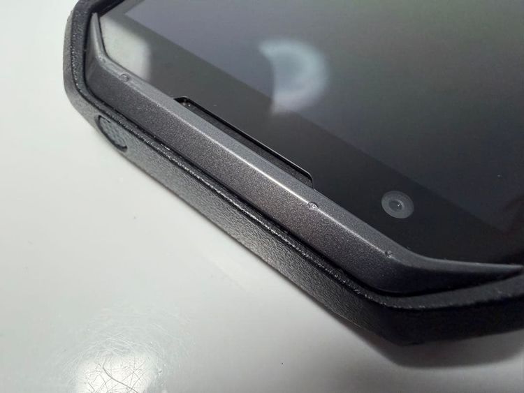 ������ TORQUE G06 KYG03 au �֥�å� 128GB