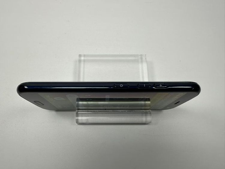 NTT docomo �餯�餯���ޡ��ȥե��� F-52B �ͥ��ӡ�