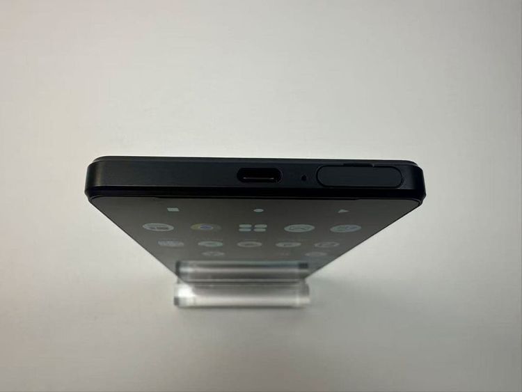 �������� SONY Xperia 1 IV docomo so-51c ��