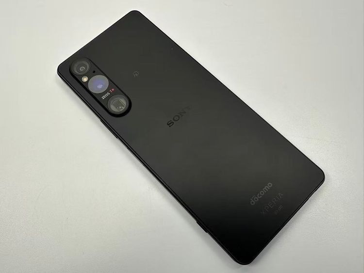 ��������ɬ�ɡ����Ѷ����� SONY Xperia 1 V docomo�� 256GB �֥�å�