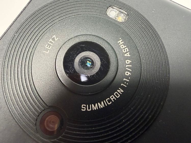 Aquos R8 pro docomo 256gb �֥�å�