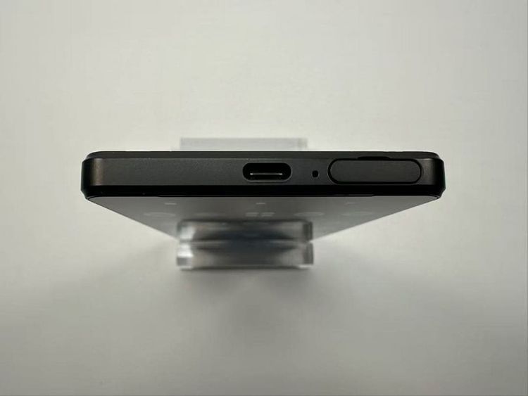 �������� SONY Xperia 1 IV docomo so-51c ��