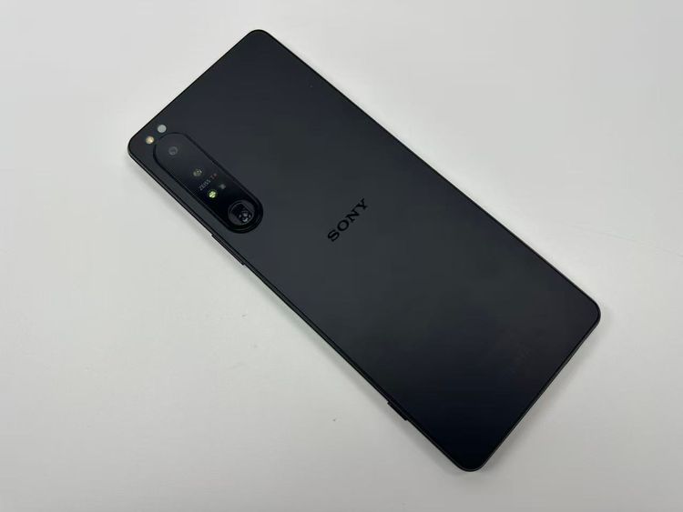 �������� SONY Xperia 1 IV docomo so-51c ��