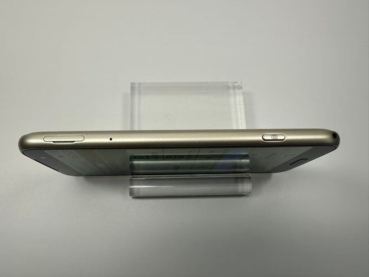 ������ NTT docomo �餯�餯���ޡ��ȥե��� F-53E �������