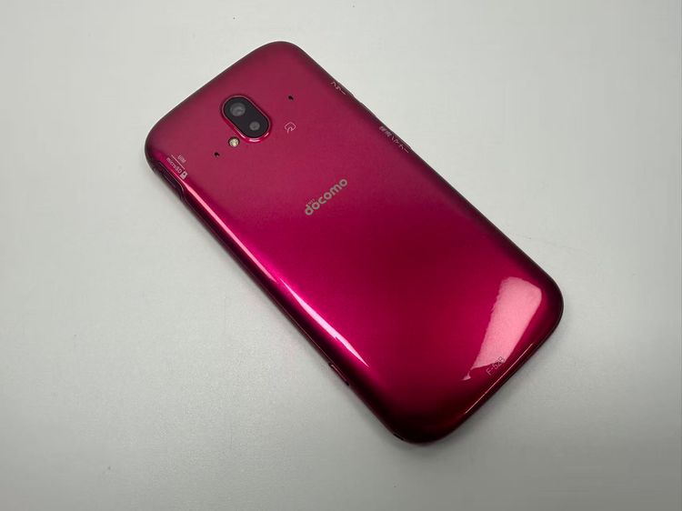 ���� NTT docomo �餯�餯���ޡ��ȥե��� F-52B �ԥ�