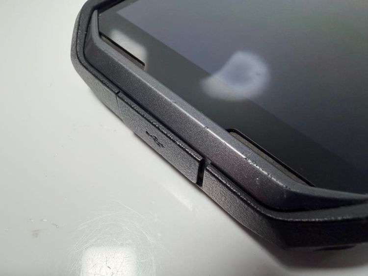 ������ TORQUE G06 KYG03 au �� 128GB