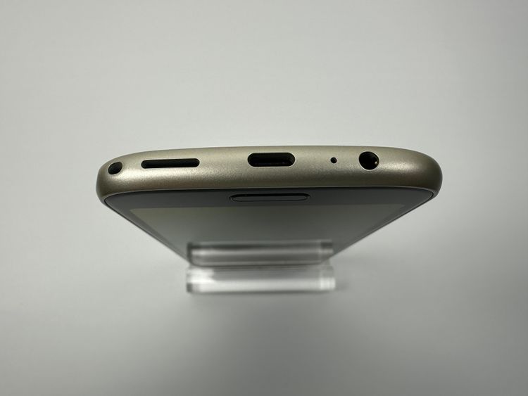 ������ NTT docomo �餯�餯���ޡ��ȥե��� F-53E �������
