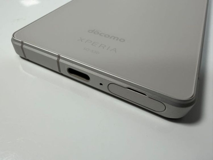 ���� SONY Xperia 5 V docomo 128GB ����С�