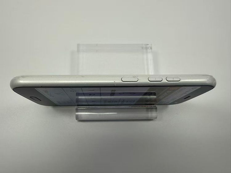 NTT docomo �餯�餯���ޡ��ȥե��� F-52B �ۥ磻��