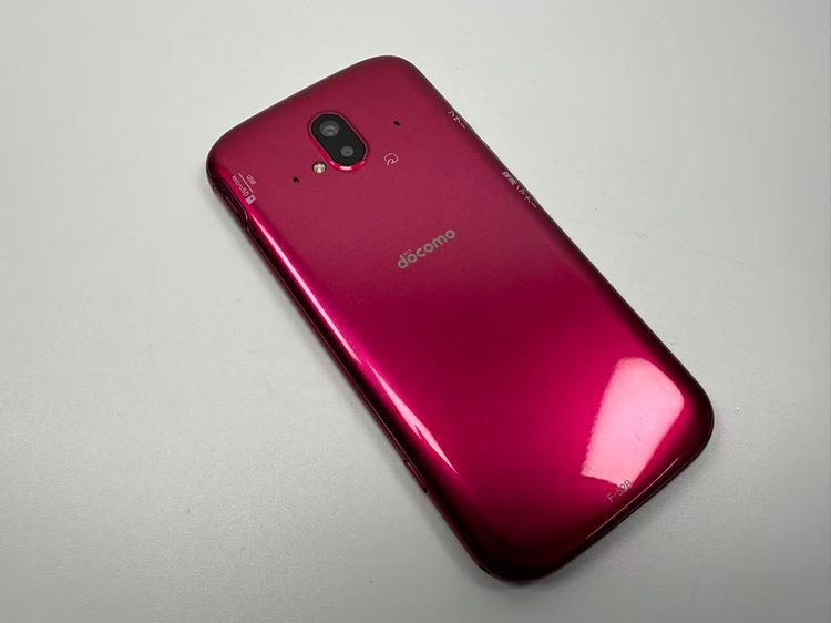 ���� NTT docomo �餯�餯���ޡ��ȥե��� F-52B �ԥ�