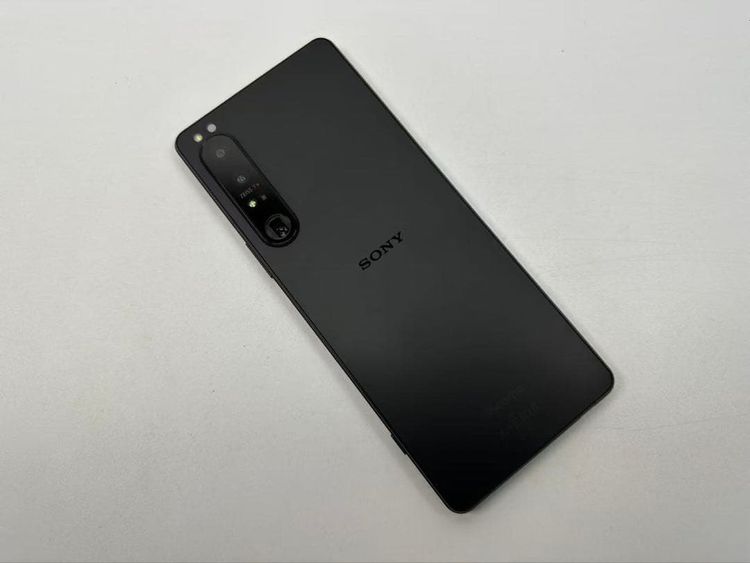 �������� SONY Xperia 1 IV docomo so-51c ��