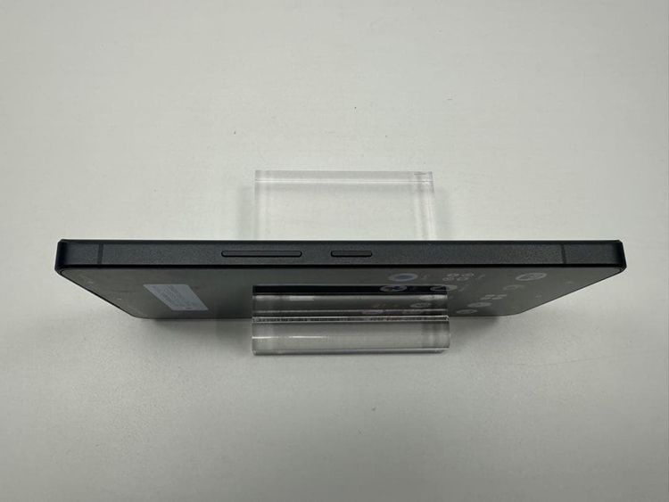 ����Ʊ�� Aquos R8 pro docomo 256gb sim�ե꡼