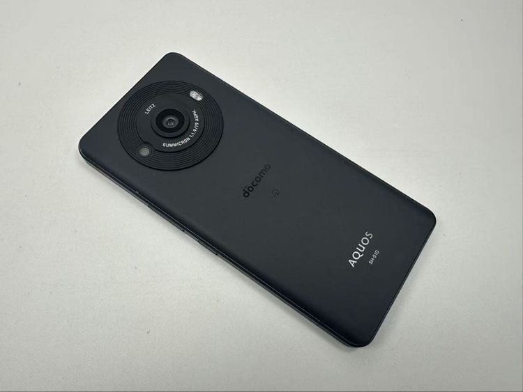 �������� Aquos R8 pro docomo 256gb sim�ե꡼