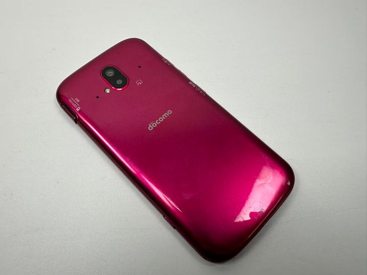 NTT docomo �餯�餯���ޡ��ȥե��� F-52B �ԥ�