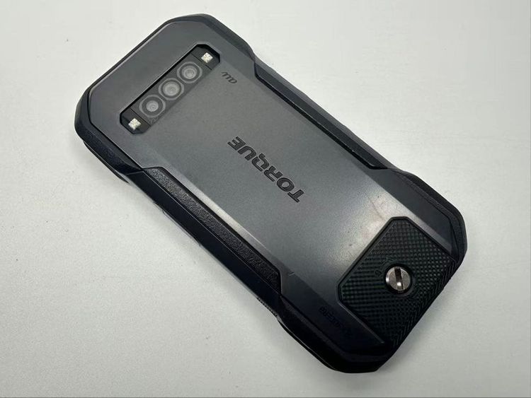 ������ TORQUE G06 KYG03 au �� 128GB