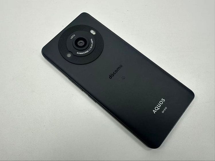 Aquos R8 pro docomo 256gb sim�ե꡼