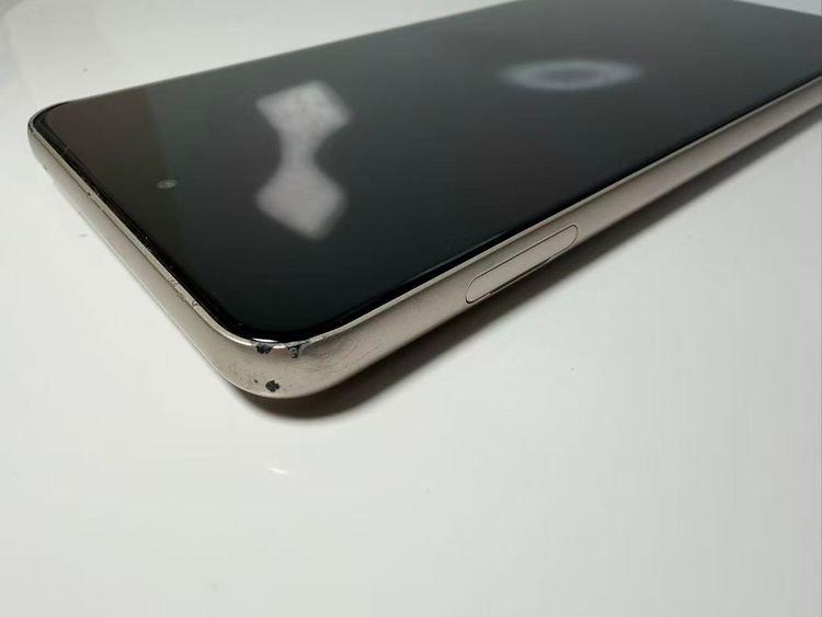 Arrows We2 Plus F-51E docomo