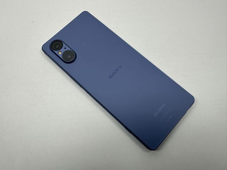 ���� SONY Xperia 5 V docomo �֥롼 �������ɤʤ�